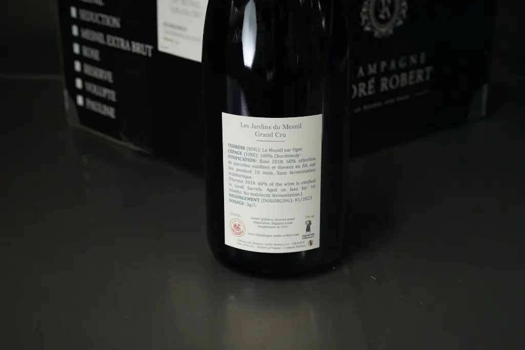 Andre Robert Jardins du Mesnil Grand Cru Extra Brut  NV (750ml) 2.webp