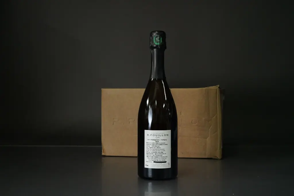 R. Pouillon Les Chataigniers Extra Brut 2019 (750ml) 2.webp