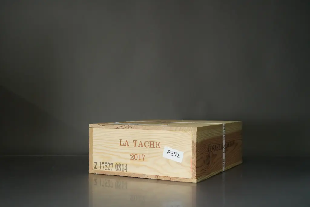 Domaine de la Romanee Conti La Tache 2017 (750ml)