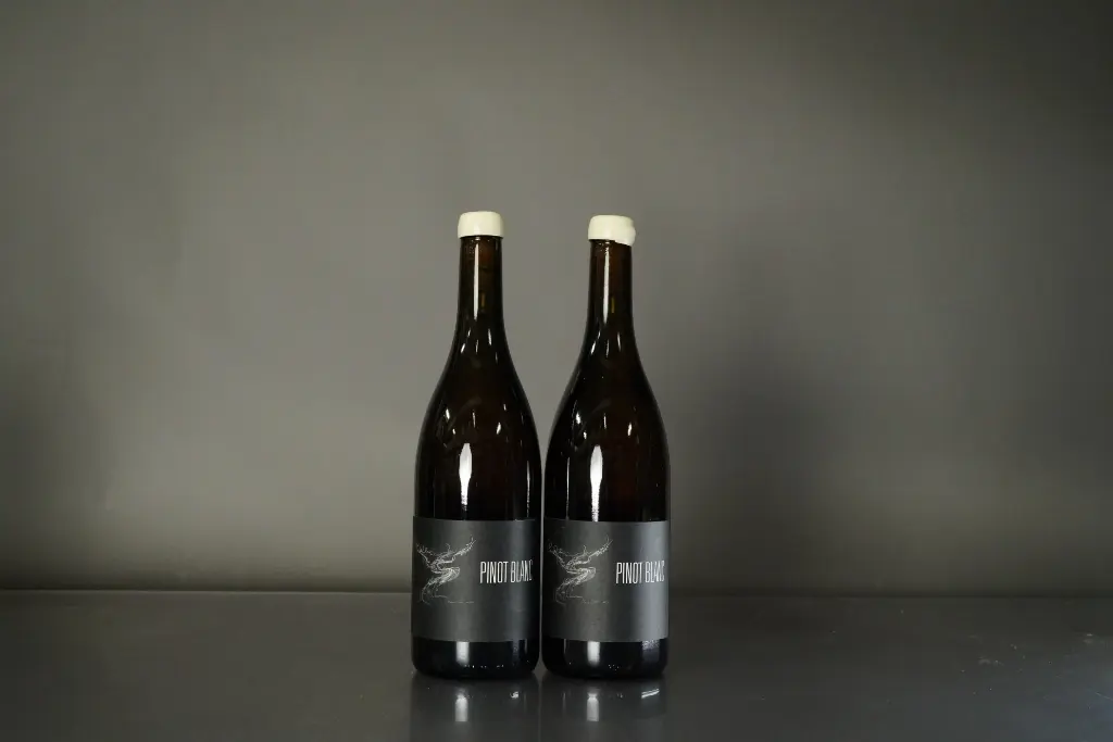 Maison Pinot Noar Vin de France Pinot Blanc 2023 (750ml)