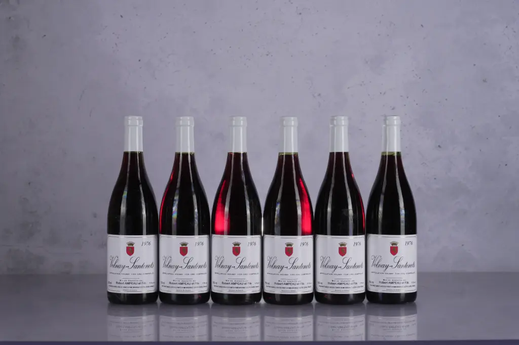 Robert Ampeau Volnay Santenots 1976 (750ml)
