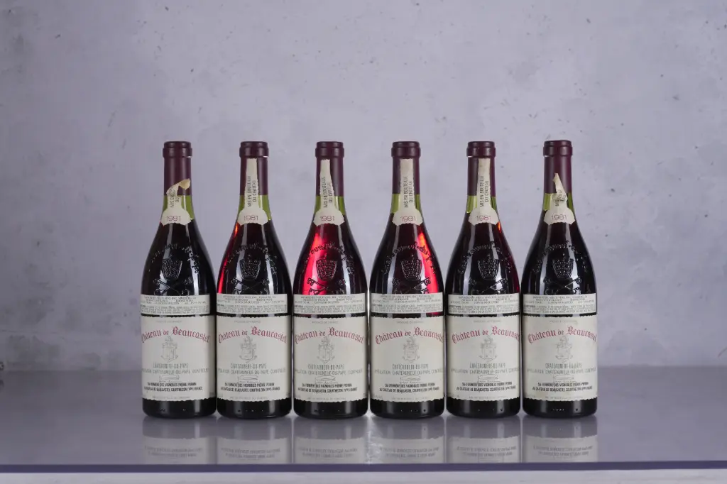 Chateau Beaucastel Chateauneuf du Pape 1981 (750ml)