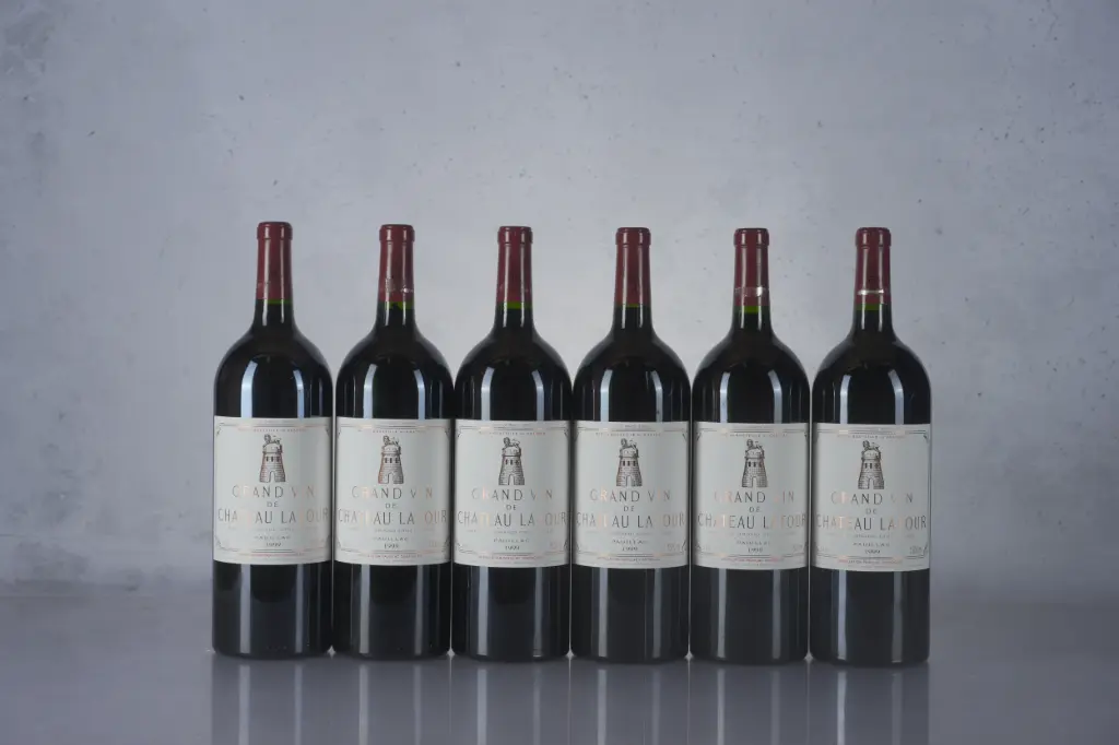 Latour 1999 (1.5L)(W12)