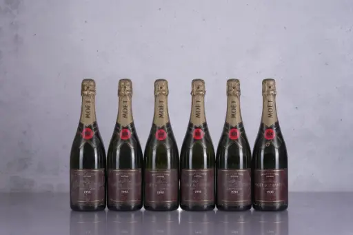 Moet & Chandon Grand Vintage Rose 1998 (750ml)